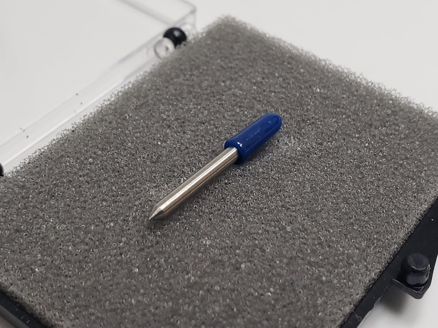 #26500059G Blade, 60 DEGREE, Blue Cap Blade 2.0mm diameter(1pc/pk)