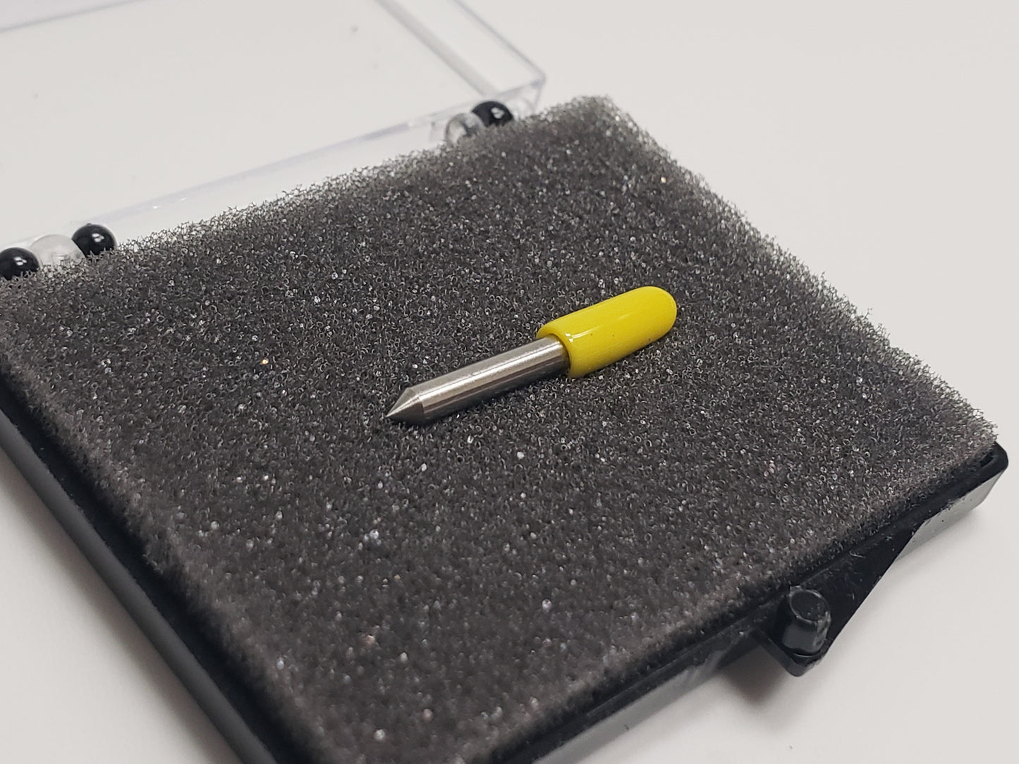 #265017530G Blade, 25 DEGREE, Yellow Blade 2.5mm diameter (1pc/pk)